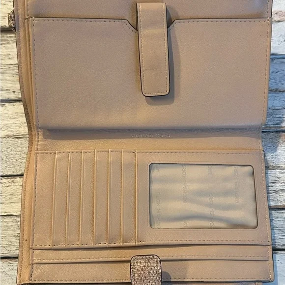 Michael Kors Metallic Clutch - Picture 3 of 4